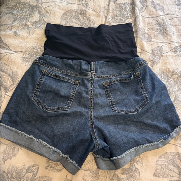 Maternity Boyfriend Shorts size 16 - Picture 2 of 8